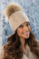 Луксозна дамска шапка WILLI от фина сертифицирана вълна – модел CYPRA в бежово